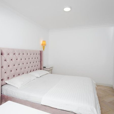 Apartament Amaya Bistriţa エクステリア 写真